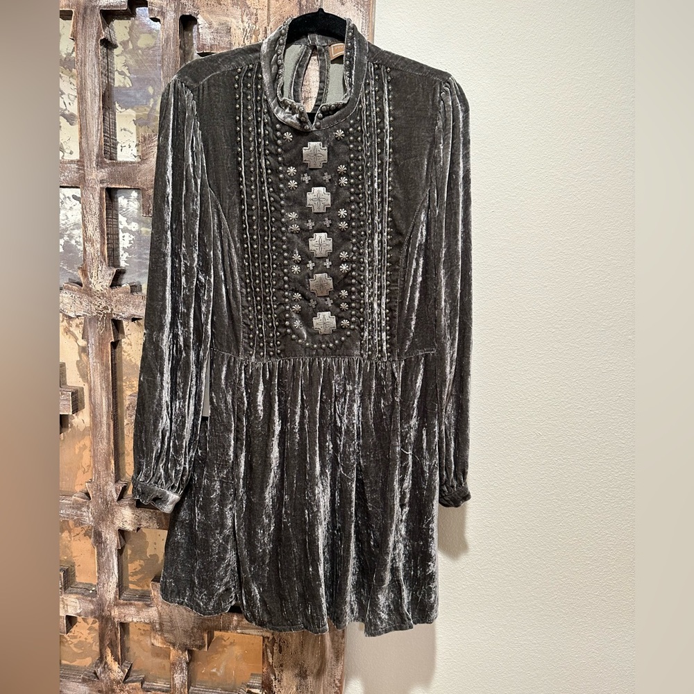 Double D Ranch Sulphuric Springs Dress size Large